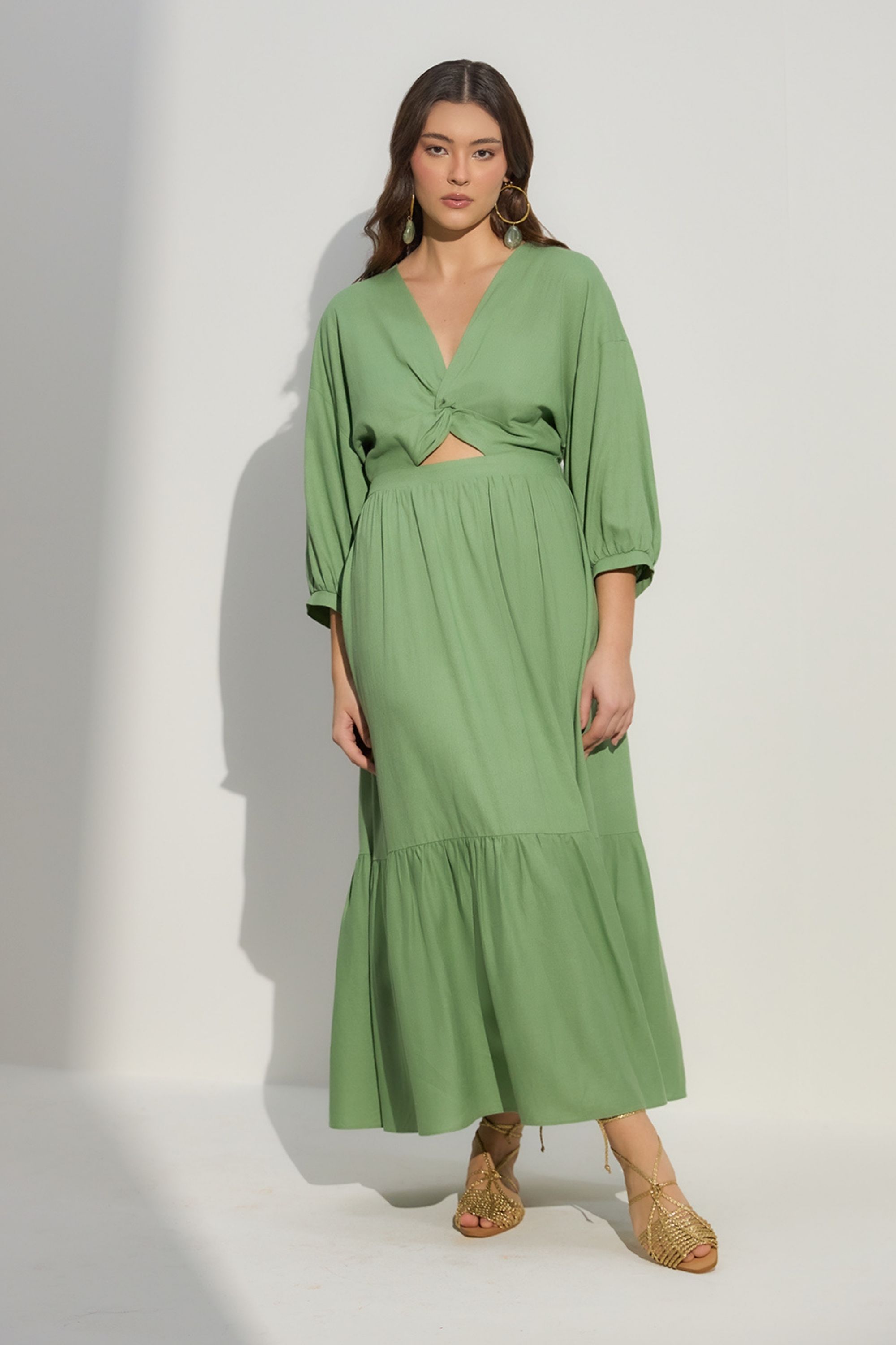 REST0702 - VESTIDO COM MARIAS DE LINHO (VERSÃO REST0544)