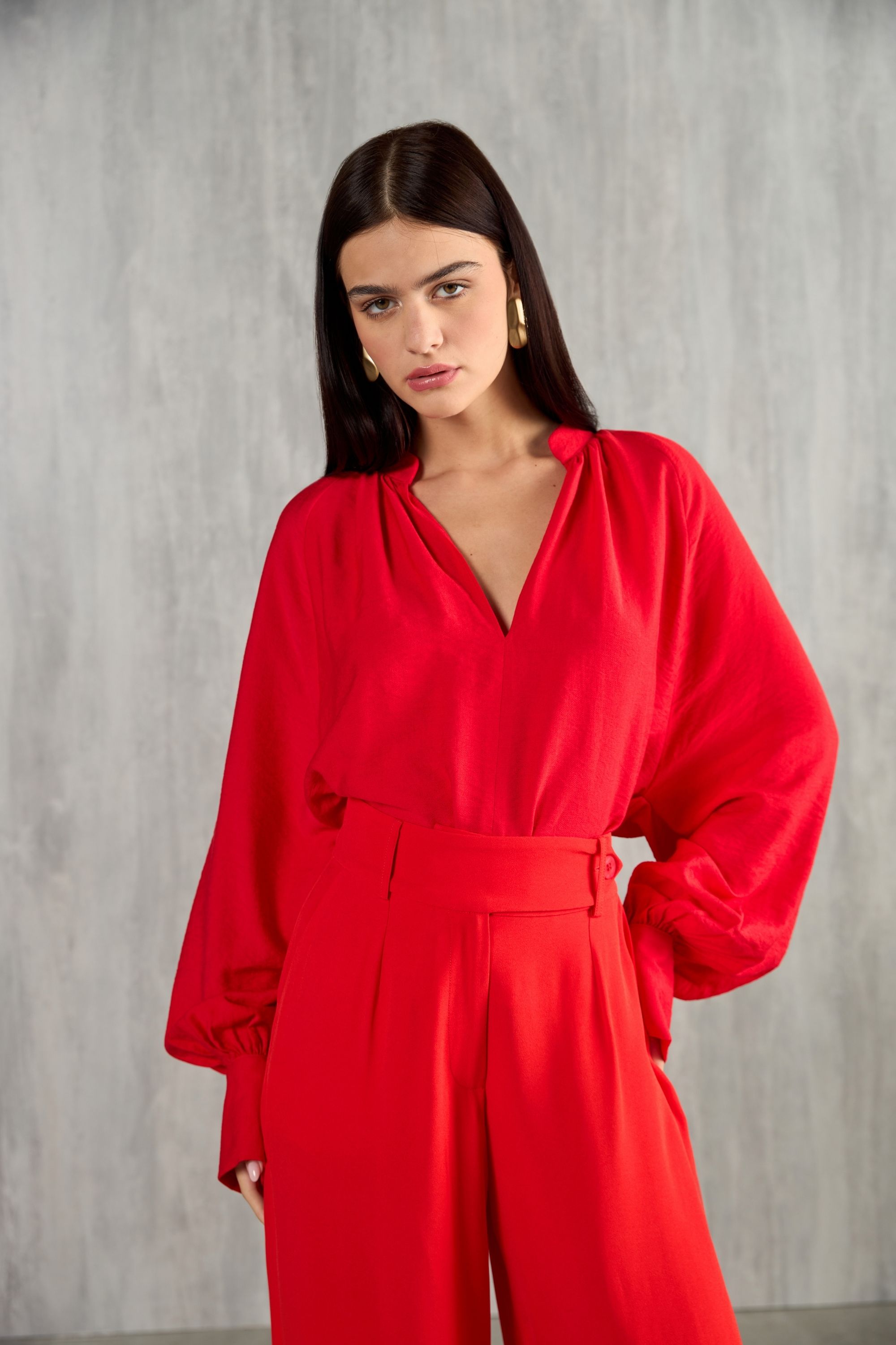 REST0942 - CAMISA DECOTE V