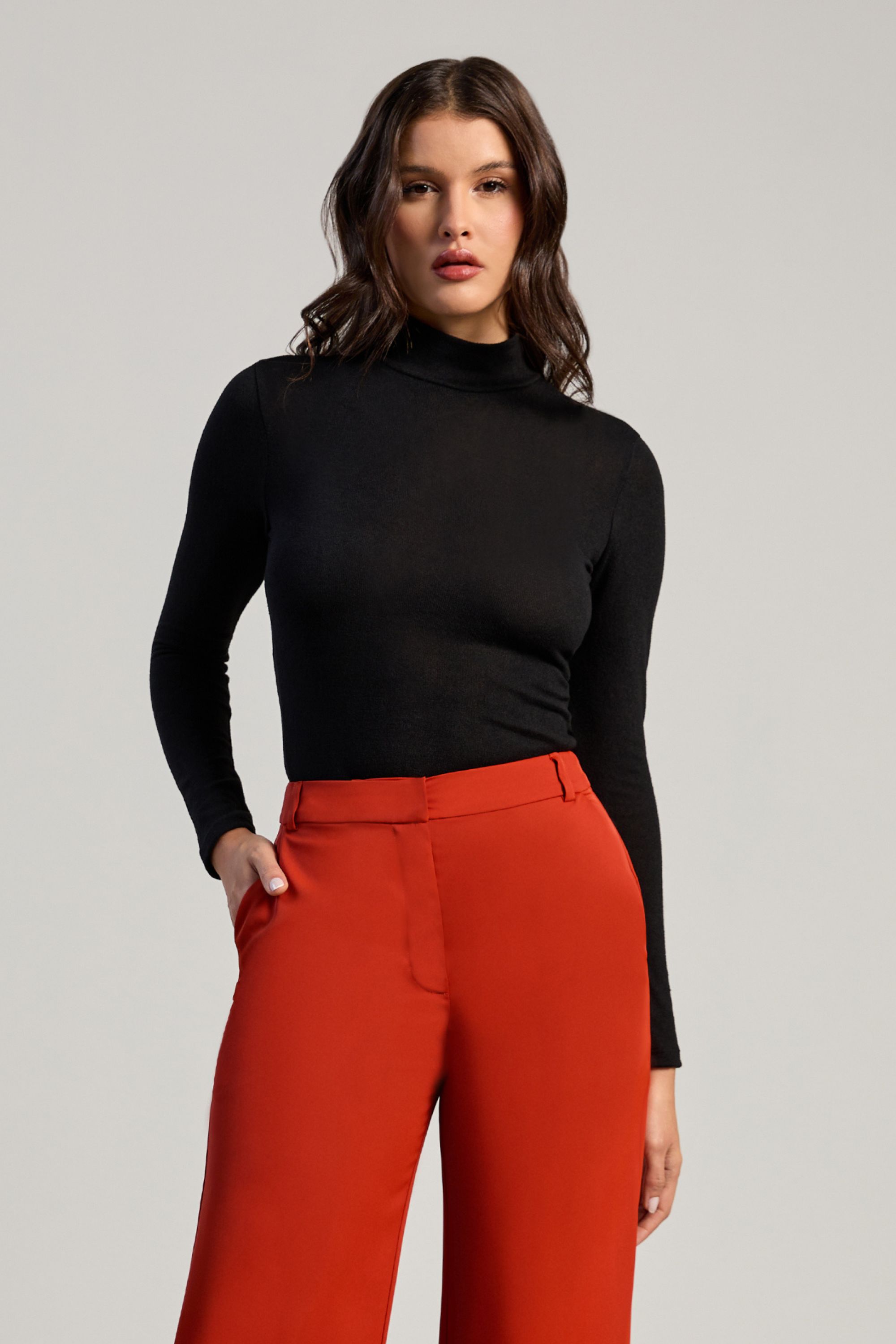REST1020 - BLUSA GOLA ALTA