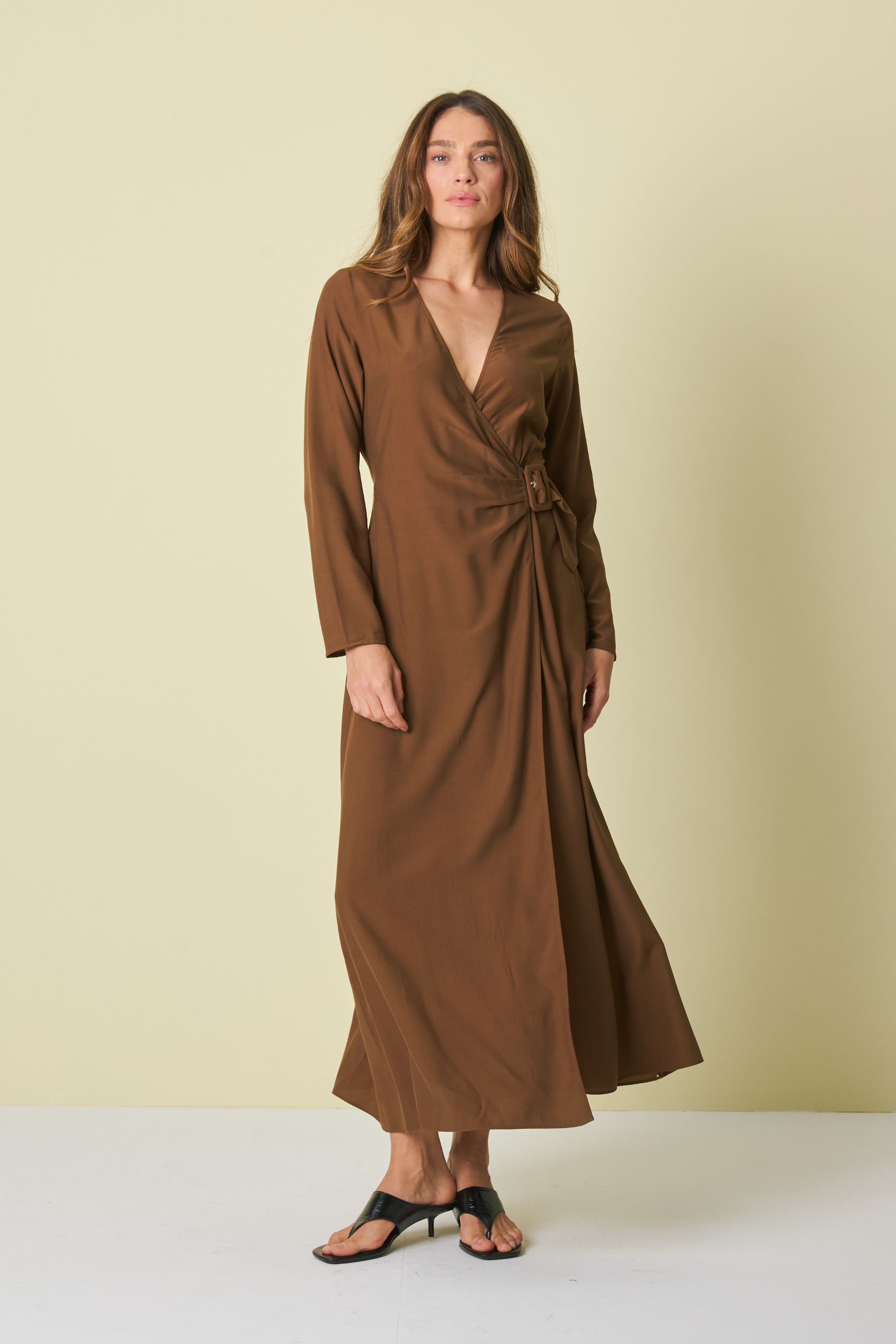 REST1075 - VESTIDO TRANSPASSE FRONTAL E FIVELA FORRADA