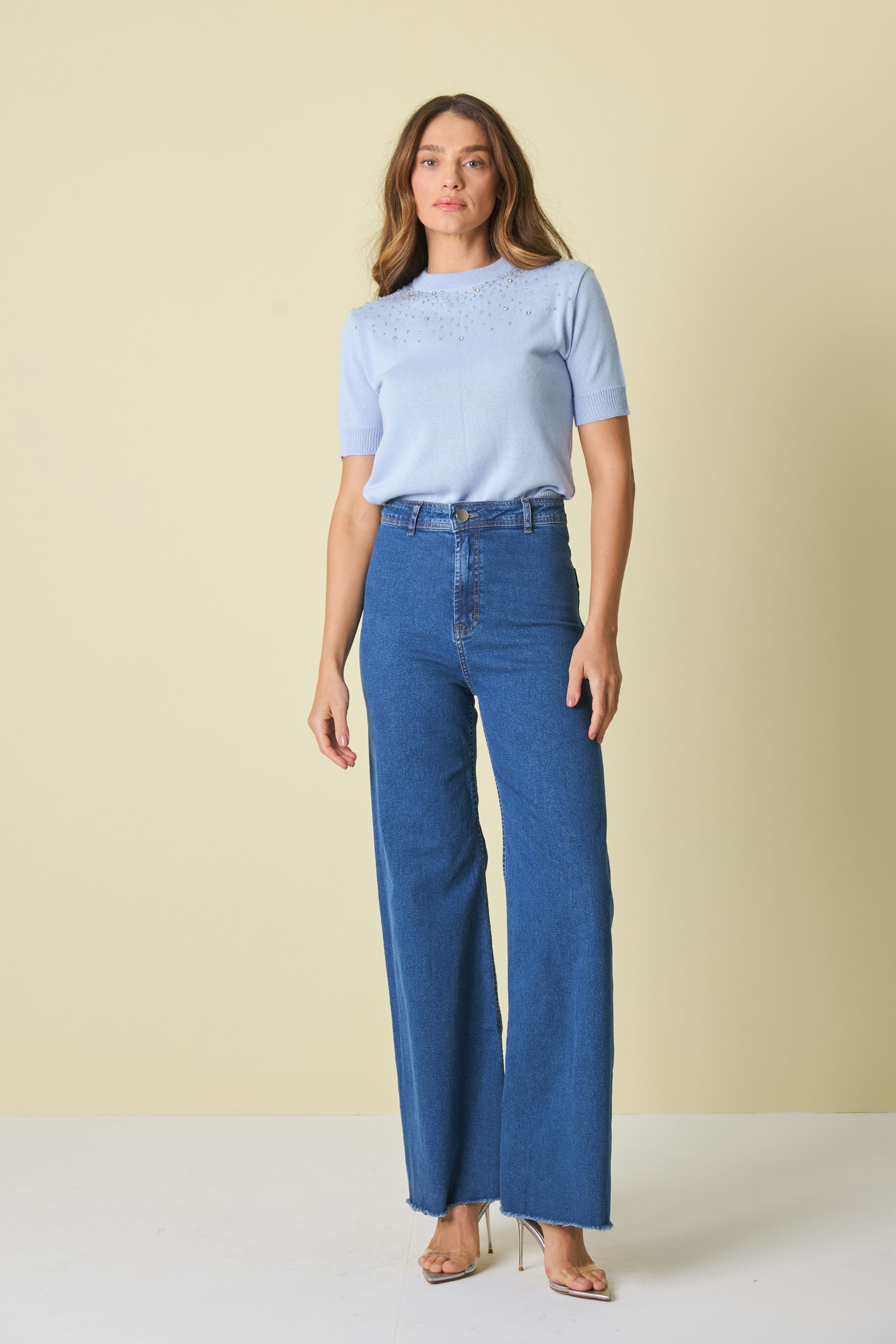 REST1101 - BLUSA TRICOT C/ BORDADOS